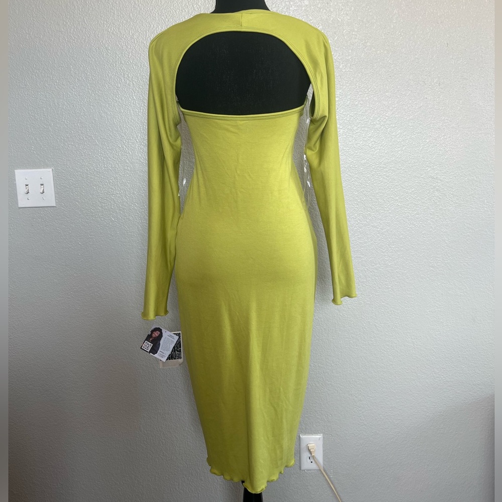NWT Women’s Longsleeve Backless Dress - Picture 3 of 13
